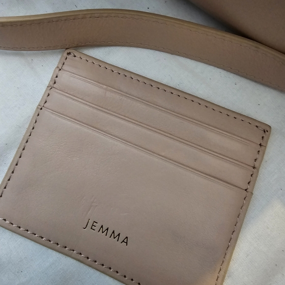 Jemma Jo Jo Blush Pink Kiss Lock Structured Top-Handle Satchel - Picture 12 of 16